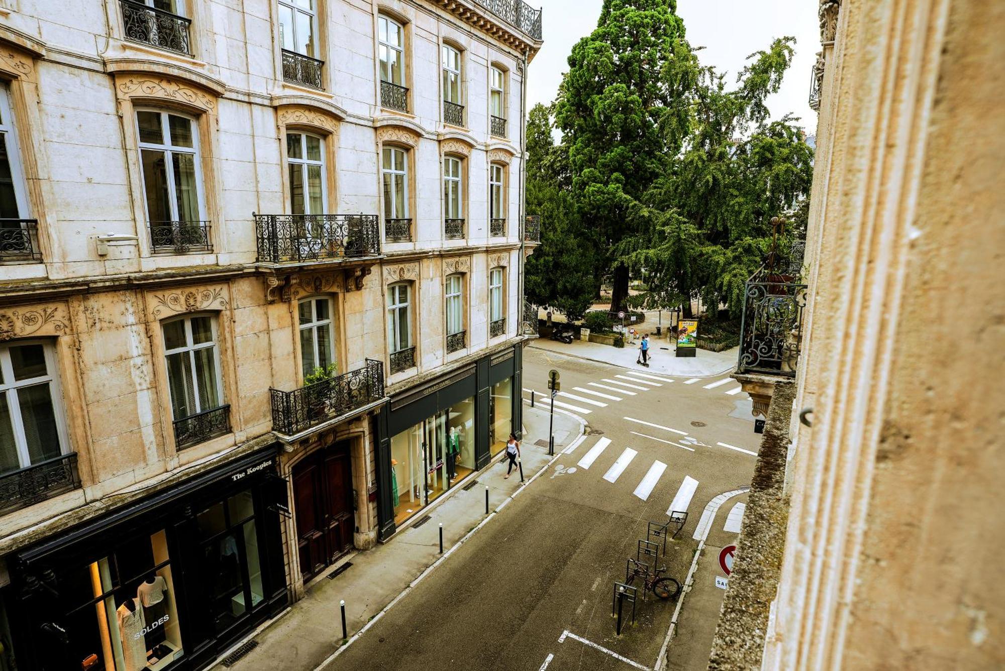 Appartement Le St Elegant 2 *wifi/super Centre* Besançon